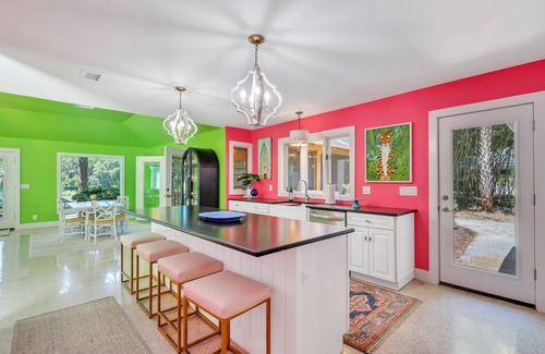 Saint Simons Island Casa | The Harvey House! Spacious Home on Sea Palms Golf Course with Heated Pool!