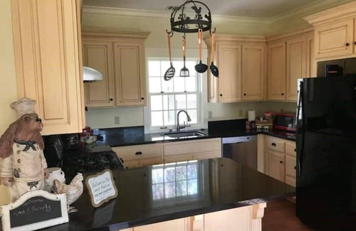 Placerville Casa | The Hatchery at Heather Hill