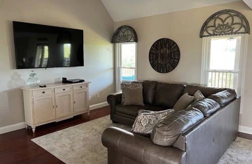Waddy Casa | The Havilah House! Country living with amazing views!
