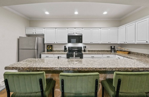 Wellborn Casa | The Hayes House is perfect for Game Days, Family Visits & Getaways.