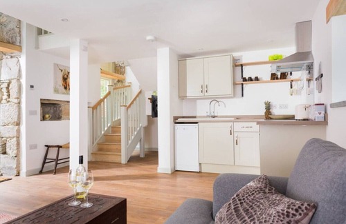 Camborne Casa | The Hayloft - A Romantic Boutique Retreat