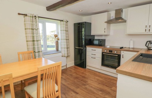 East Witton Cabaña | THE HAYLOFT, pet friendly, character holiday cottage in Masham