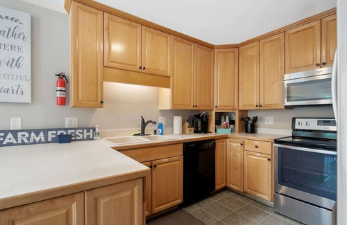 Terry Sanford Casa | The Haymount Holdout