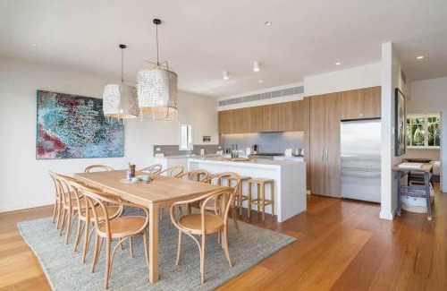 Queenscliff Casa | The Headland-premier Queenscliff Beachview Abode