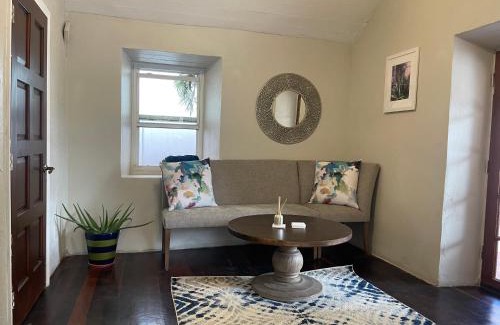 Frederiksted Southeast Apartamento | The Heart of Frederiksted - Steps Away from the Beach
