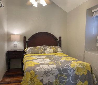 Frederiksted Southeast Apartamento | The Heart of Frederiksted - Steps Away from the Beach