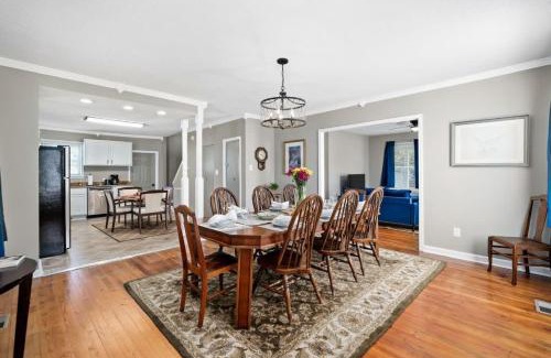 Huntsville Casa | The Heart of Merrimack Historic Mansion