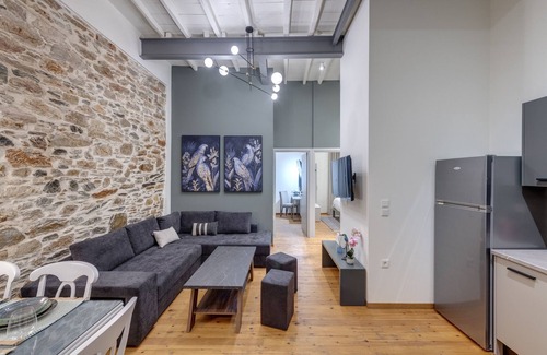 Ermoupoli Casa | The Heart of Syra - Your Home in Ermoupolis
