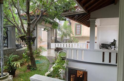 Kandy Hotel | The Heaven's Villa Kandy