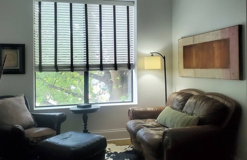 Downtown Chattanooga Casa | The Heinsman Guest House