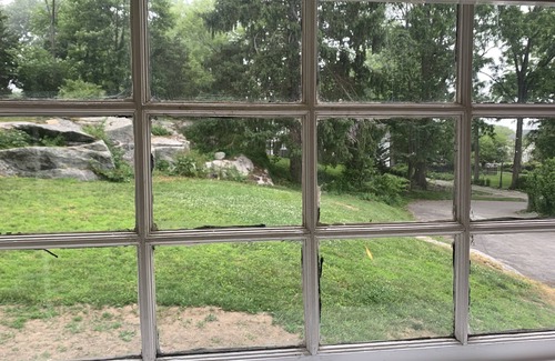 Mystic Apartamento | The Hemingway Carriage House - Romantic & Private Downtown Mystic Getaway