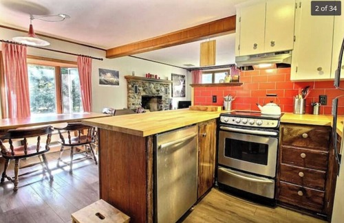 Montgomery Center Chalet De Esquí | The Hemlock House - 4 Season Chalet near Jay Peak
