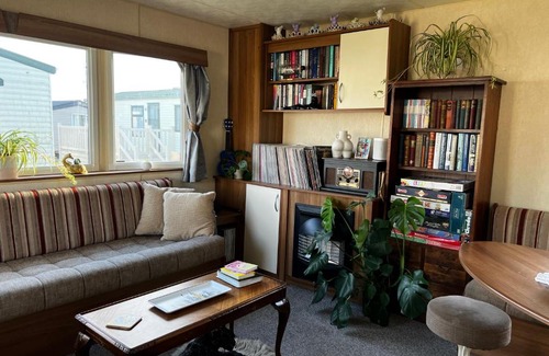 Clacton-on-Sea Casa | The Hendry at Saint Osyth Beach