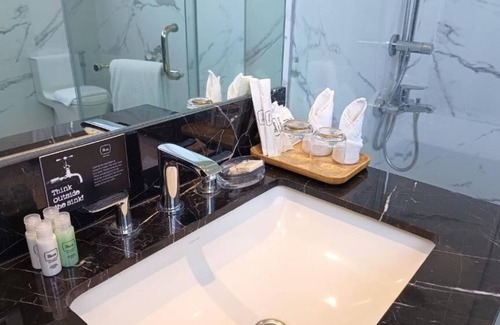 Bacolod Hotel | The Henry Hotel Roost Bacolod