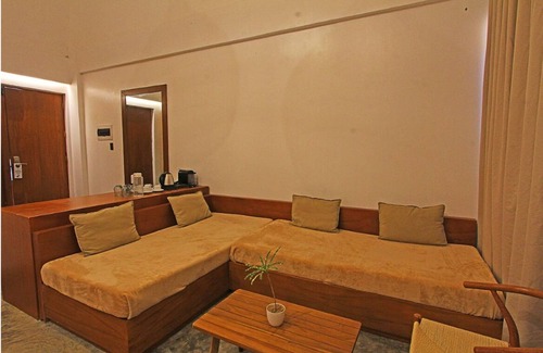Catangnan Hotel | The Henry Resort at Kermit Siargao