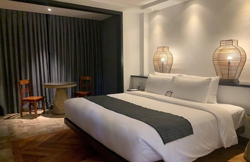 Dumaguete Hotel | The Henry Resort Dumaguete