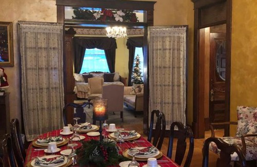 Lenox Cama Y Desayuno | The Heritage Inn-Lenox, Iowa