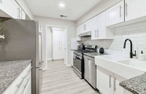 Greenslopes At Lake Creek Casa | The Hiatus Summary: T