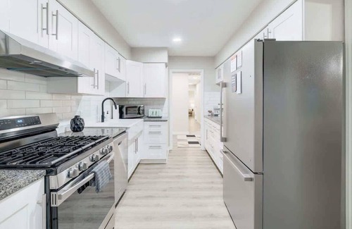 Greenslopes At Lake Creek Casa | The Hiatus Summary: T