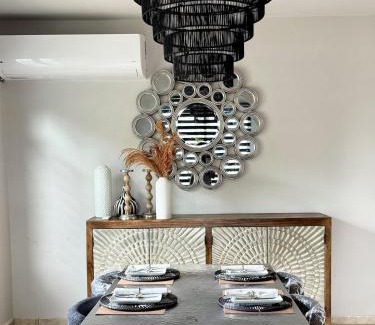 Corrales Casa | The Hibiscus House - King Suite, Terrace, and Pool