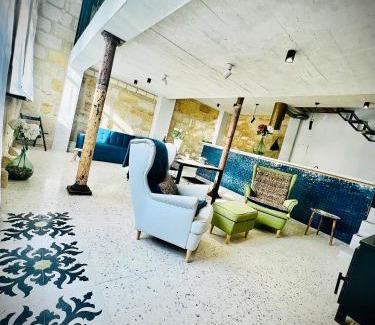 Lormont Casa | The Hidden Gem Of Bordeaux