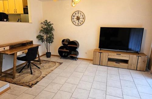 Ramstein-Miesenbach Apartamento | The Hidden TLA Gem - Ramstein