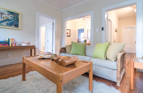 Downtown West Palm Beach Apartamento | The Hideaway, a cozy historic cottage tucked away in the heart of downtown WPB!