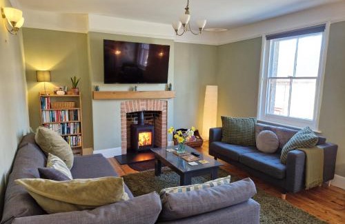 Wareham Casa | The Hideaway - Central Wareham, Roof terrace, Garden & Parking