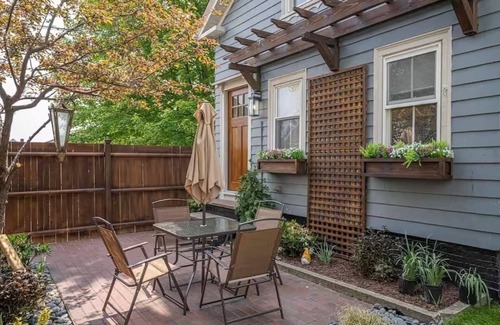 Providence Casa | The Hideaway Cottage - Entire Home in Fox Point!