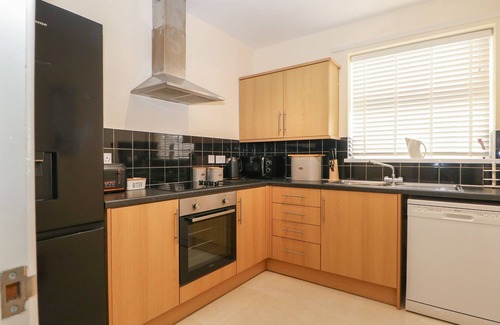 Southsea Cabaña | THE HIDEAWAY, family friendly, character holiday cottage in Southsea