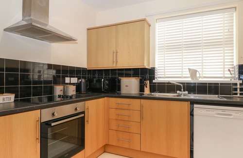 Southsea Cabaña | THE HIDEAWAY, family friendly, character holiday cottage in Southsea