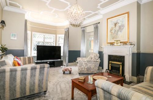 Hove Casa | The Hideaway