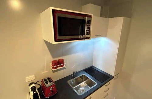 Queenstown Cabina | The Hideaway - Hot Tub - Flat Walk to Town