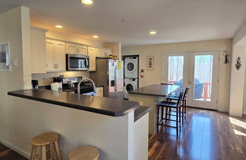 Sky Valley Casa | The Hideaway House- 3 bedroom with Hot Tub, Fenced Yard, Lake Access