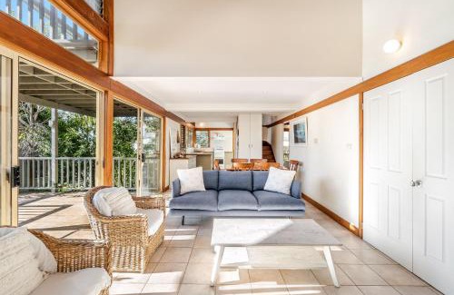 Angourie Casa | The Hideaway In Angourie - Hear the waves break on Spooky Beach