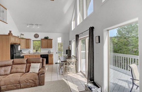 Hesston Chalet De Esquí | The Hideaway -Raystown Lake Vacation Rentals, Aunt Susie's