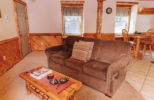 Dundee Cabina | Deluxe Lodge Suite 203