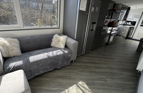 Bude Apartamento | The Hideaway, con alquiler opcional de bañera de hidromasaje: el nuevo listado tiene capacidad para 4