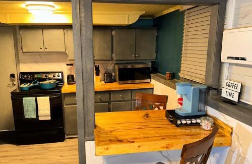 Moorhead Apartamento | THE HIDEOUT 2pm Checkout