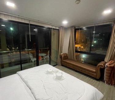 Ban Bang Saen Apartamento | The High One Condominium