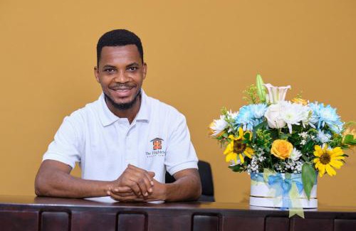 Accra Hotel | The Highbridge Guest Lodge