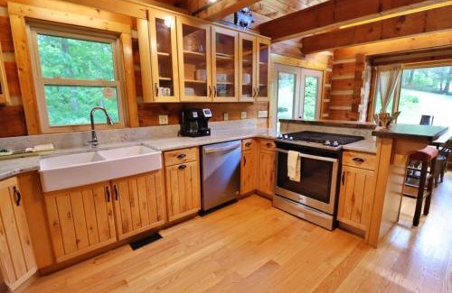 Cherokee Casa | The Highland