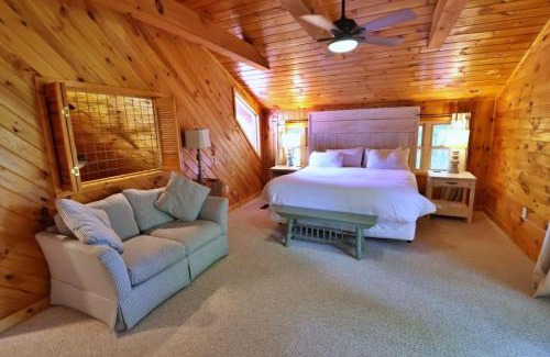 Cherokee Casa | The Highland