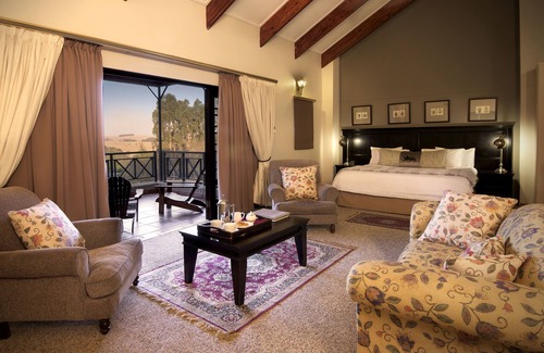 Dullstroom Casa | The Highlander Hotel