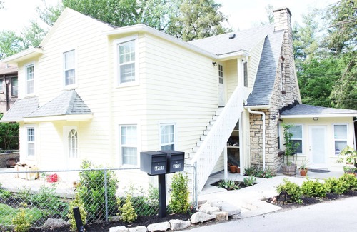 Cherokee Triangle Apartamento | ¡El lugar feliz de las Tierras Altas!