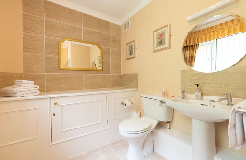 Dumfries Casa | The Hill Hotel