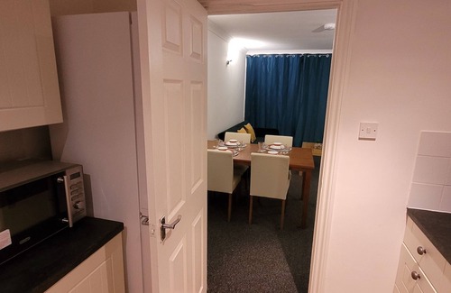 King's Norton Apartamento | The Hillside - Cosy 2 Bedroom Apartment King's Norton Birmingham