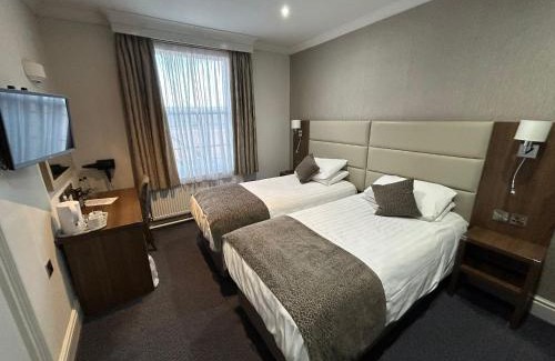 Wellingborough Hotel | The Hind Hotel