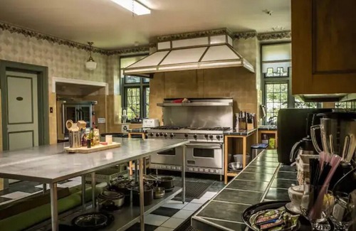 Lebanon Casa | The Historic Brasenhill Mansion