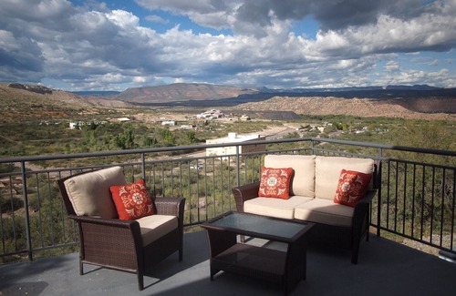 Clarkdale Apartamento | El histórico Clarkdale Lodge es su sede de aventura!